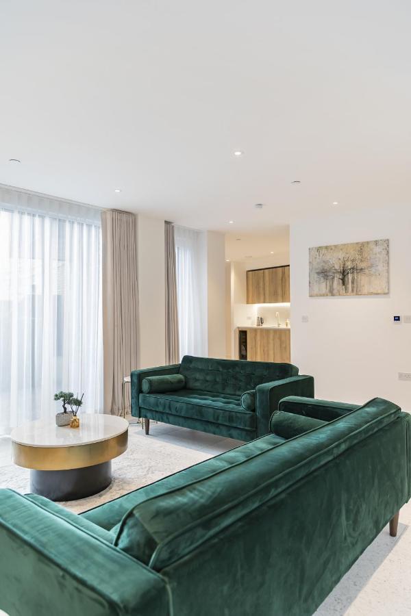 לונדון Luxury Spacious Flat With Communal Gardens And Parking מראה חיצוני תמונה